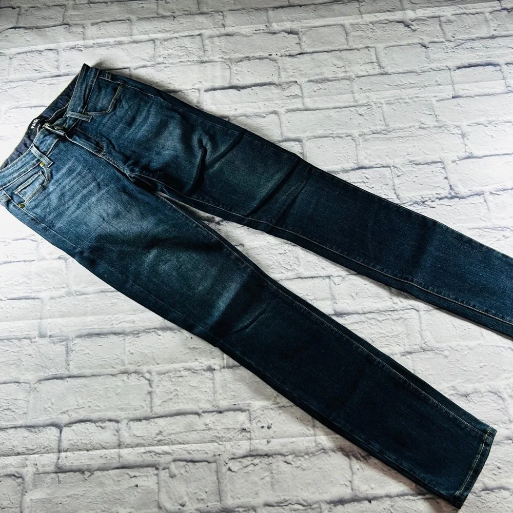 Paige Skyline Skinny Jeans Womens 26 Dark Wash Soft Stretch Denim Made in USA